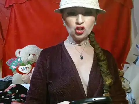 hottieperla's cam snapshot