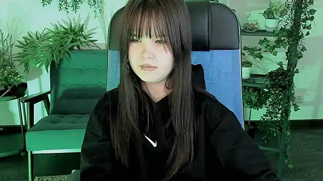 Elainebeness's cam snapshot