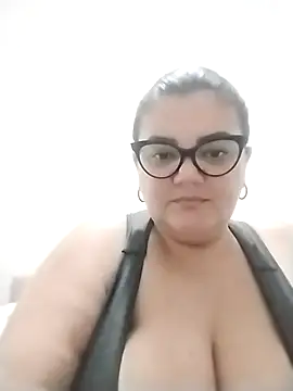 Madisonpalacio's cam snapshot