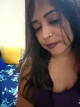 Hotbhabi305 live sex cam