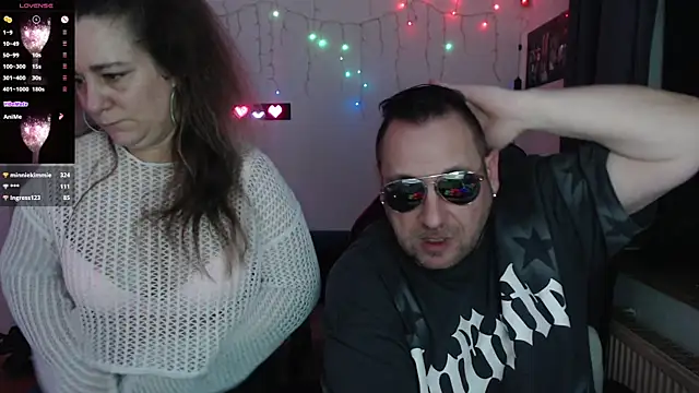 FoxiFick's cam snapshot