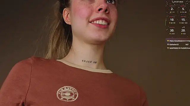 TiffinyMergist live sex cam