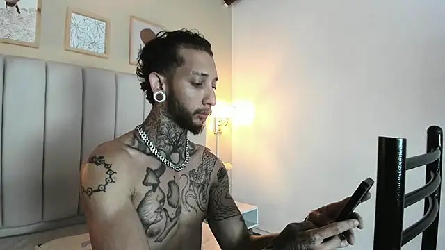 axel_valtier live sex cam