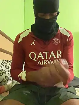 BttmGuy01's cam snapshot