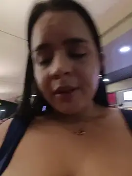 Julieth_hot-69's cam snapshot