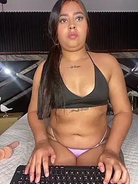 Kendall-fox1's cam snapshot