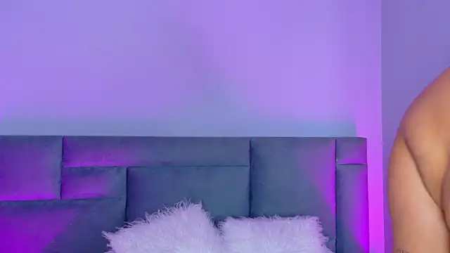 AlynAllen's cam snapshot