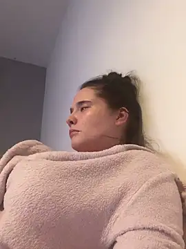 LollyLove_'s cam snapshot