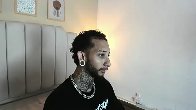 axel_valtier's cam snapshot