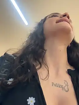 BabyKathy's cam snapshot