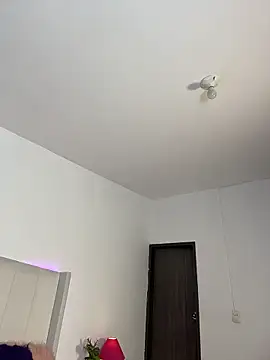 Mirandaa_Rogers's cam snapshot