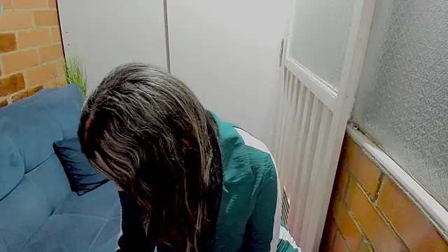 Penelope47's cam snapshot