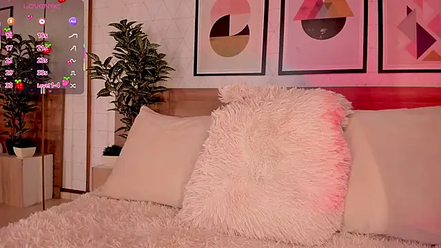 LunaRuso's cam snapshot