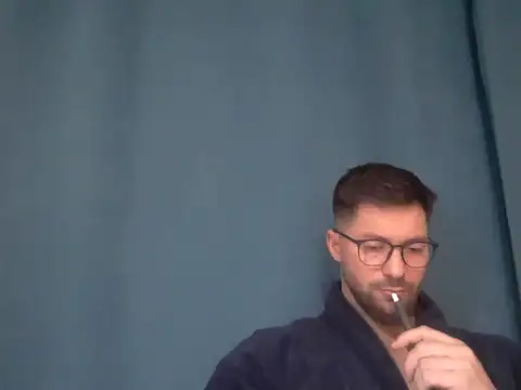 TheMidnightManAlpha's cam snapshot