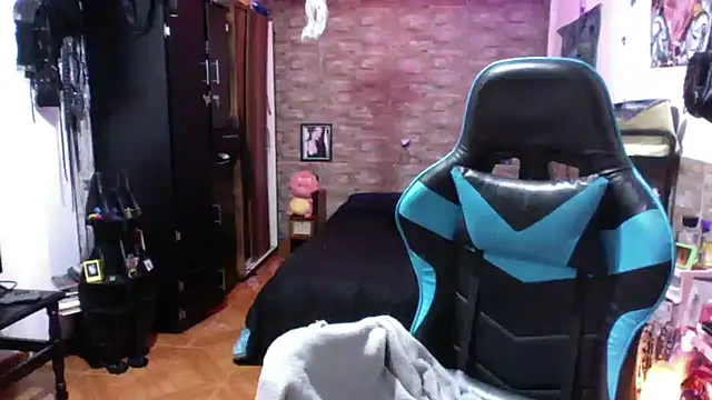 AngelaQueen_'s cam snapshot