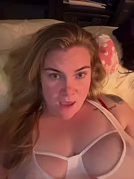 SexyBlondJoanna's cam snapshot