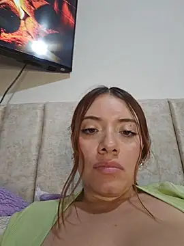 valery_mora's cam snapshot