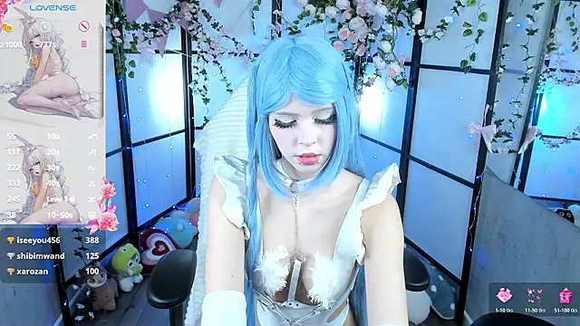 AluweMeow live sex cam