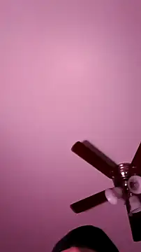 lRainbowBoy's cam snapshot