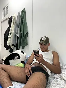 DavShi's cam snapshot