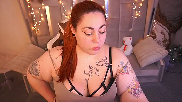 Kittywakee live sex cam