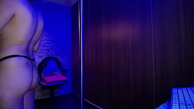 Belladonna_trix's cam snapshot