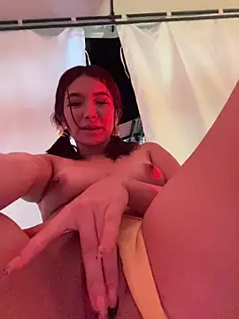 Mariana-Velasquez's cam snapshot