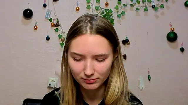 _kikiclark__'s cam snapshot