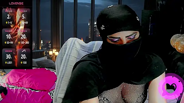 SultanaLayla live sex cam