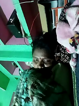 Cm_pooja's cam snapshot