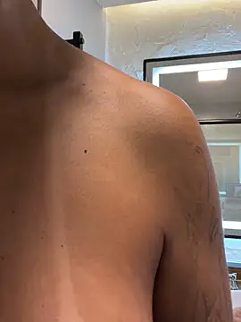 dianagolley420's cam snapshot