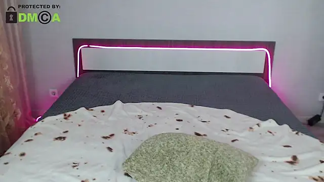 RonnieMilles's cam snapshot