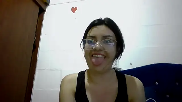 princessbella93's cam snapshot