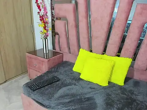 MaraKarly's cam snapshot