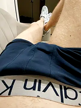 And25bn's cam snapshot