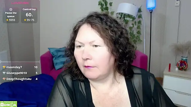 milf_hornys's cam snapshot