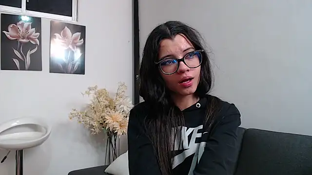 pinky_f00x's cam snapshot