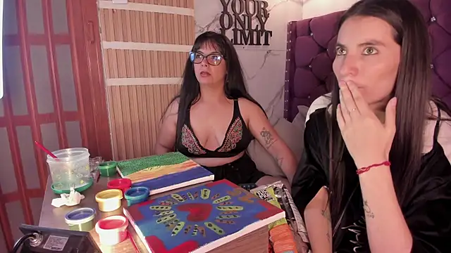 Valkiria-and-Dione's cam snapshot