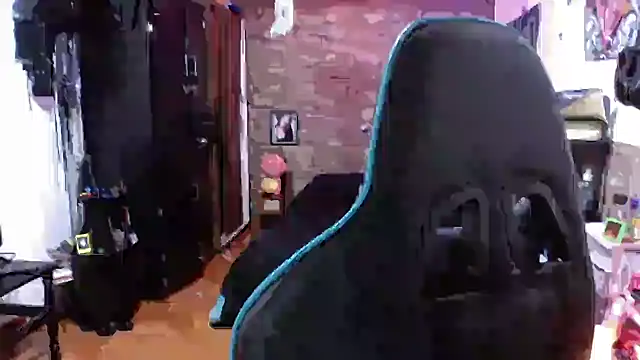 AngelaQueen_'s cam snapshot