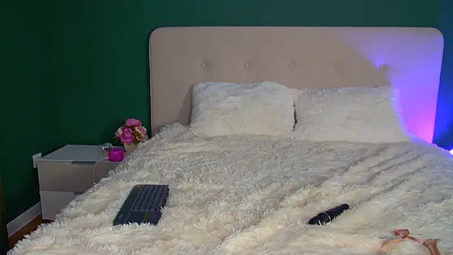 AlexaBright_'s cam snapshot