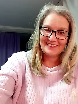 irinamaux live sex cam