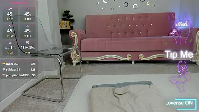 BelovedKhlloee's cam snapshot