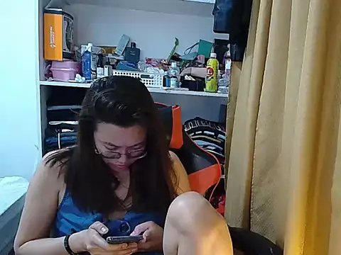 crizzybel's cam snapshot