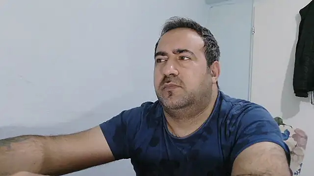 big_snakee live sex cam