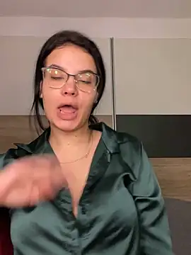 Karolina_Velvet's cam snapshot