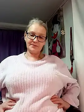 irinamaux live sex cam