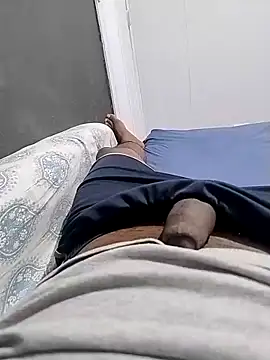 SilentAdventurer live sex cam