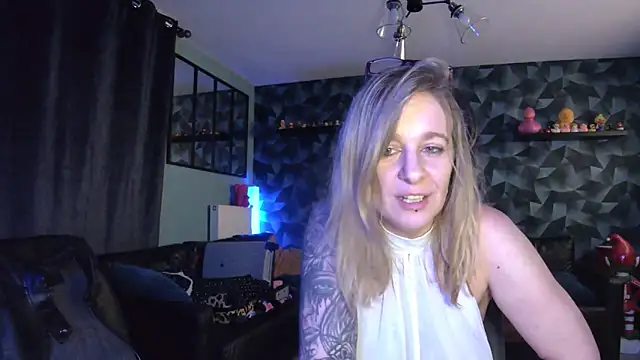 Delichieuse5 live sex cam