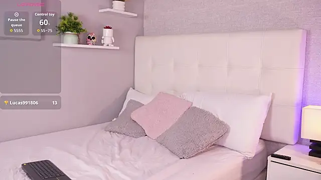 lunabronze's cam snapshot