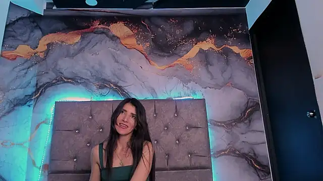 Rubi_Esmeralda's cam snapshot